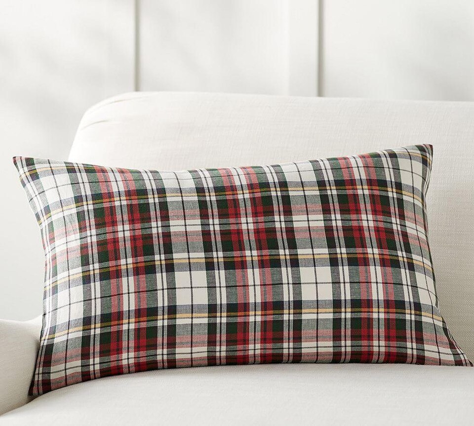 Pottery Barn Denver Plaid Plates / One set of four (4) plates by
